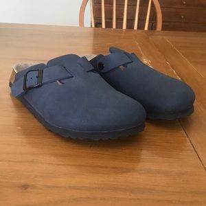 Birkenstocks Navy size 37 (around a 6.5-7)